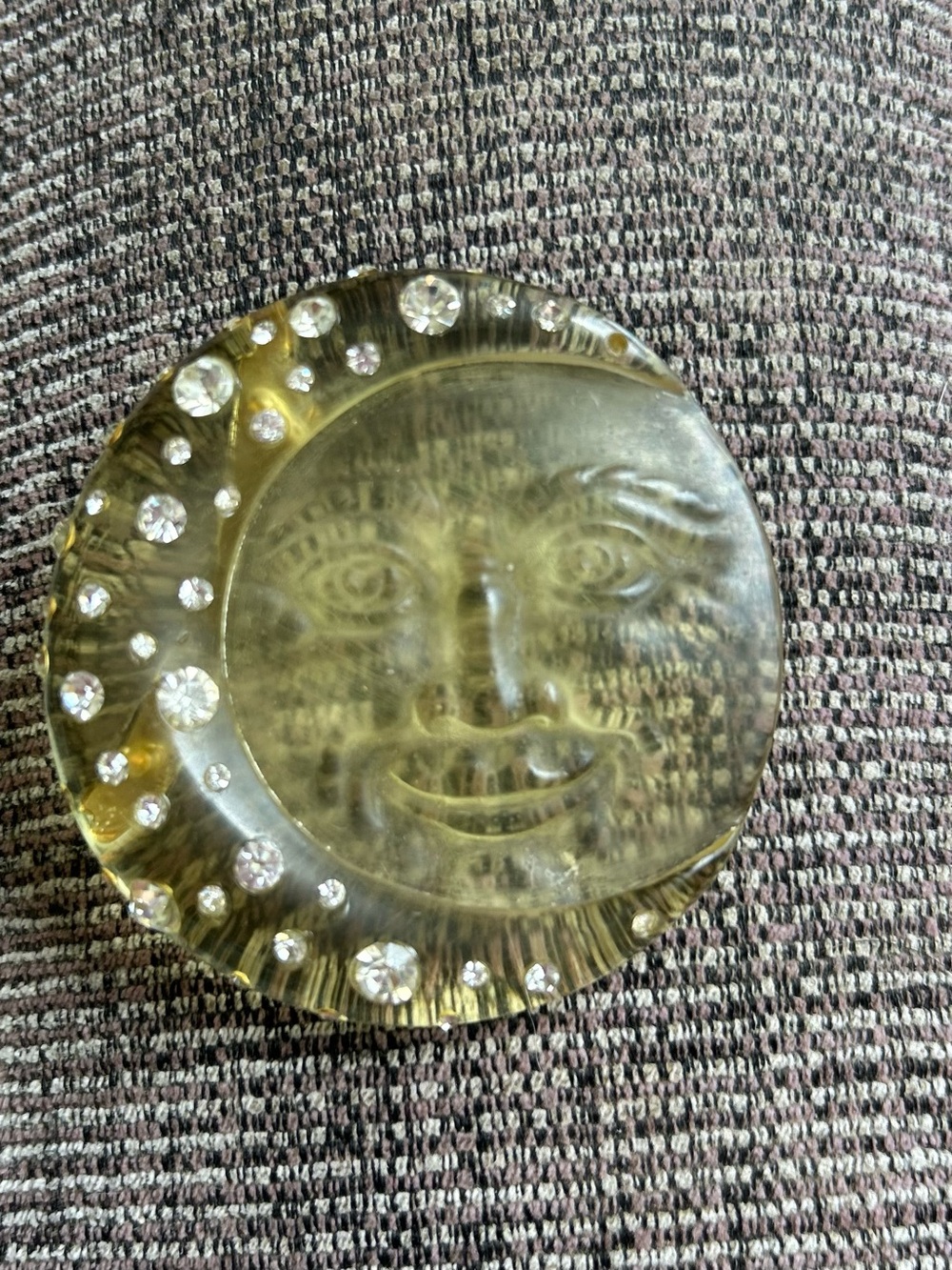 Celestial Moon Face Brooch with sparkling detail - Picture 6 of 10